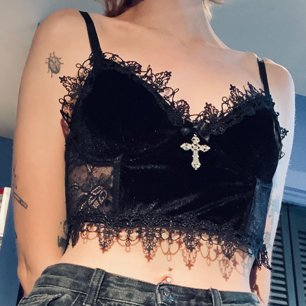 black widow lace bustier